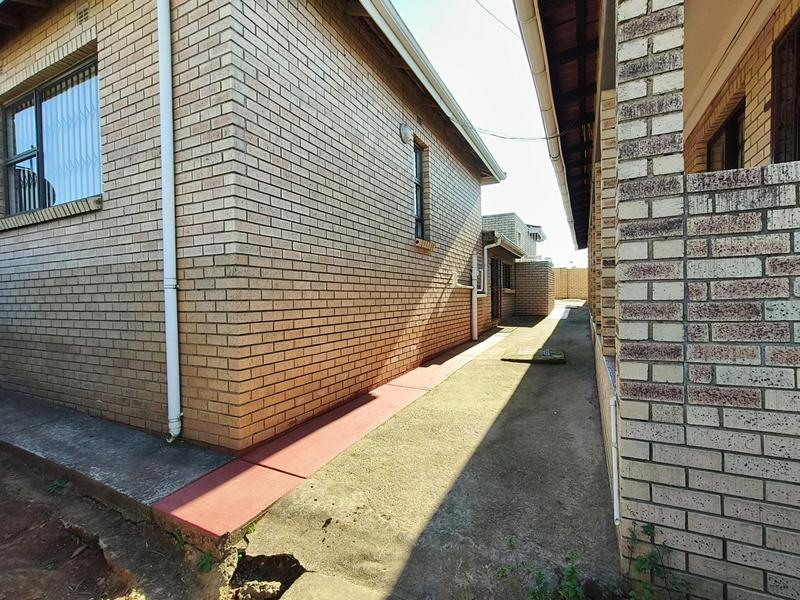 Commercial Property for Sale in Southernwood Eastern Cape